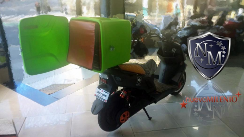 Caja plástica 40 x 40 cm