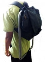 Banco con mochila